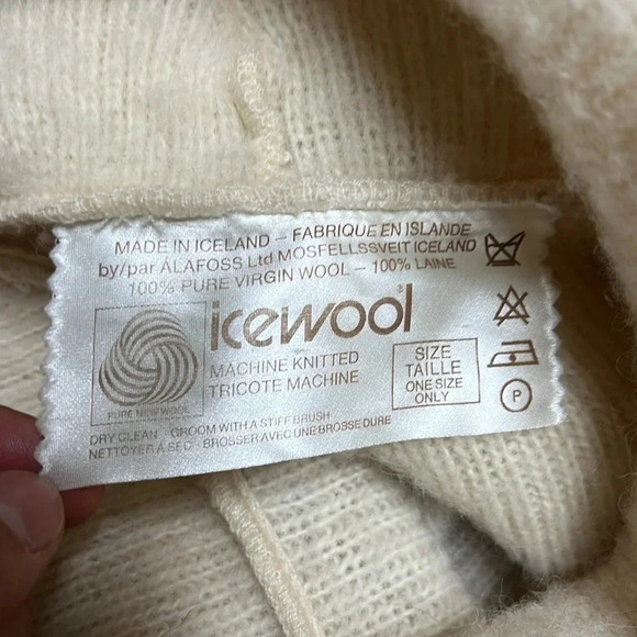 IceWool 💯 Virgin Wool Sweater One Size - Picture 3 of 3